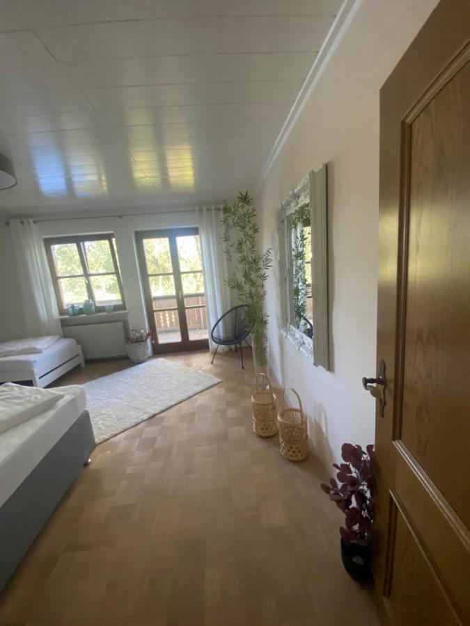 Idyllische Ferienwohnungen In Mossendorf Blick Zur Naab Burglengenfeld Exterior foto